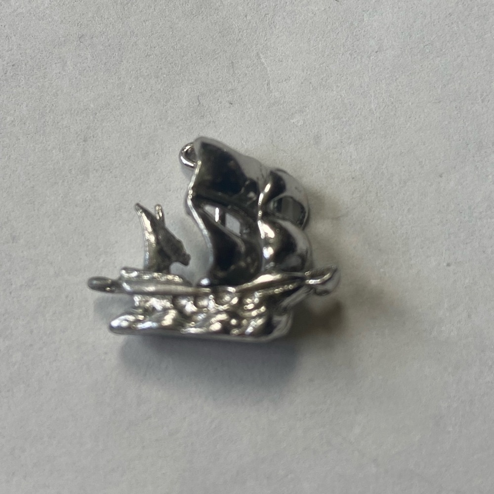 Mayflower 3D Pendant Charm